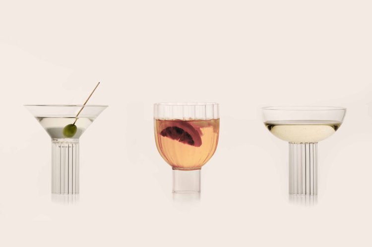 Das Gläsertrio «Calici» der Designerin Agustina Bottoni bestehend aus einem Martini-, Wein- und Champagnerglas.